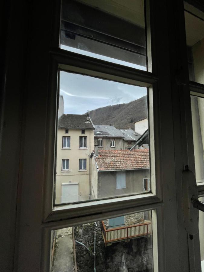 Superbe Appartement Au Bord De La Riviere Акс-ле-Терм Экстерьер фото